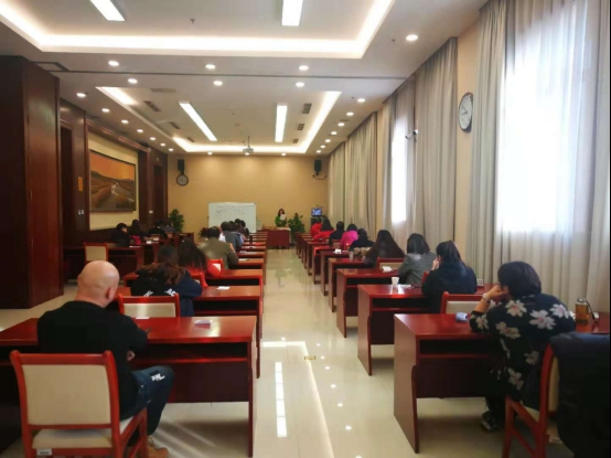 “心理咨询培训项目”首次综合考试顺利举行，近万名学员考场展现实力